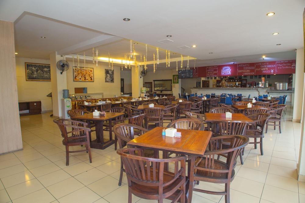 Hotel Reddoorz @ Raya Kuta Kuta Lombok Zewnętrze zdjęcie