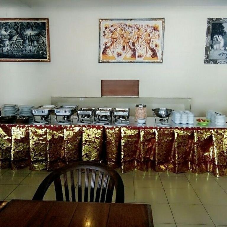 Hotel Reddoorz @ Raya Kuta Kuta Lombok Zewnętrze zdjęcie