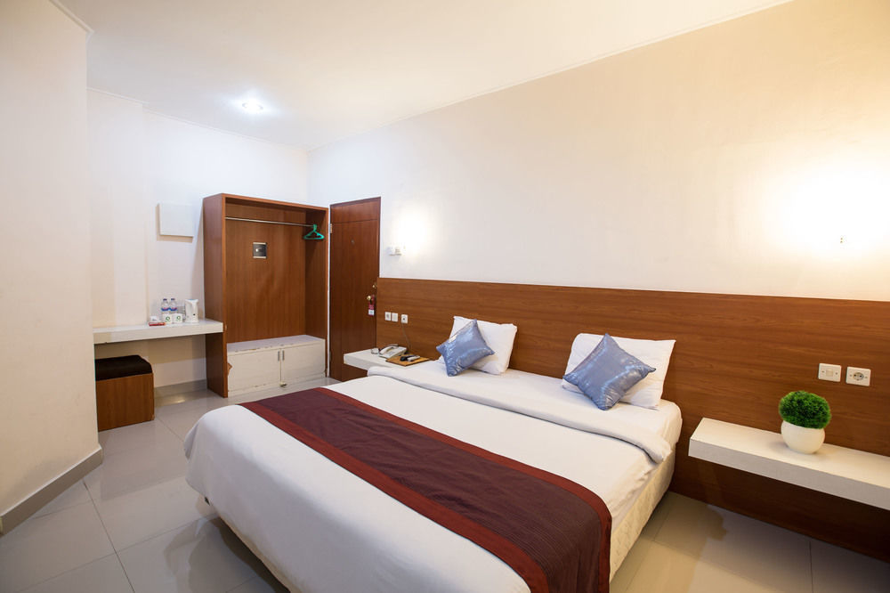 Hotel Reddoorz @ Raya Kuta Kuta Lombok Zewnętrze zdjęcie