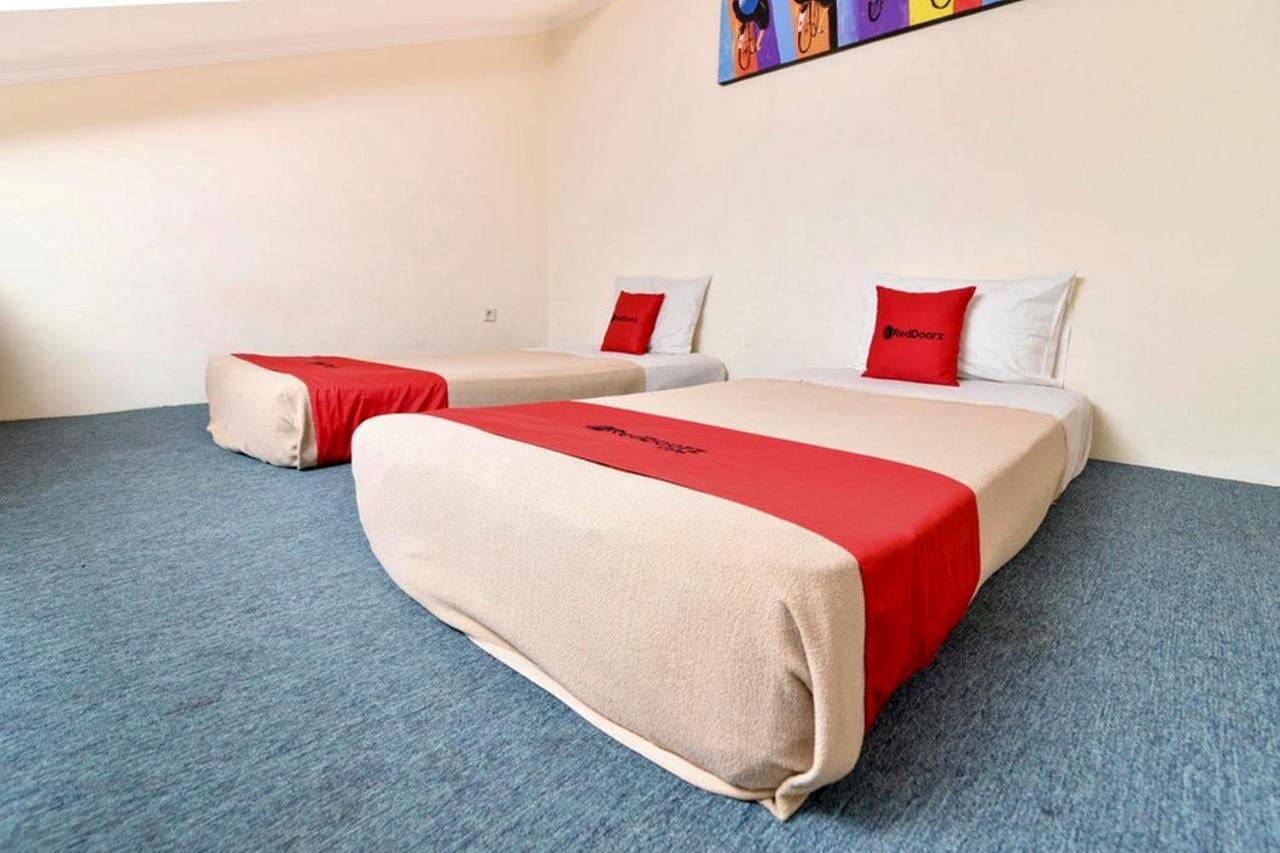 Hotel Reddoorz @ Raya Kuta Kuta Lombok Zewnętrze zdjęcie