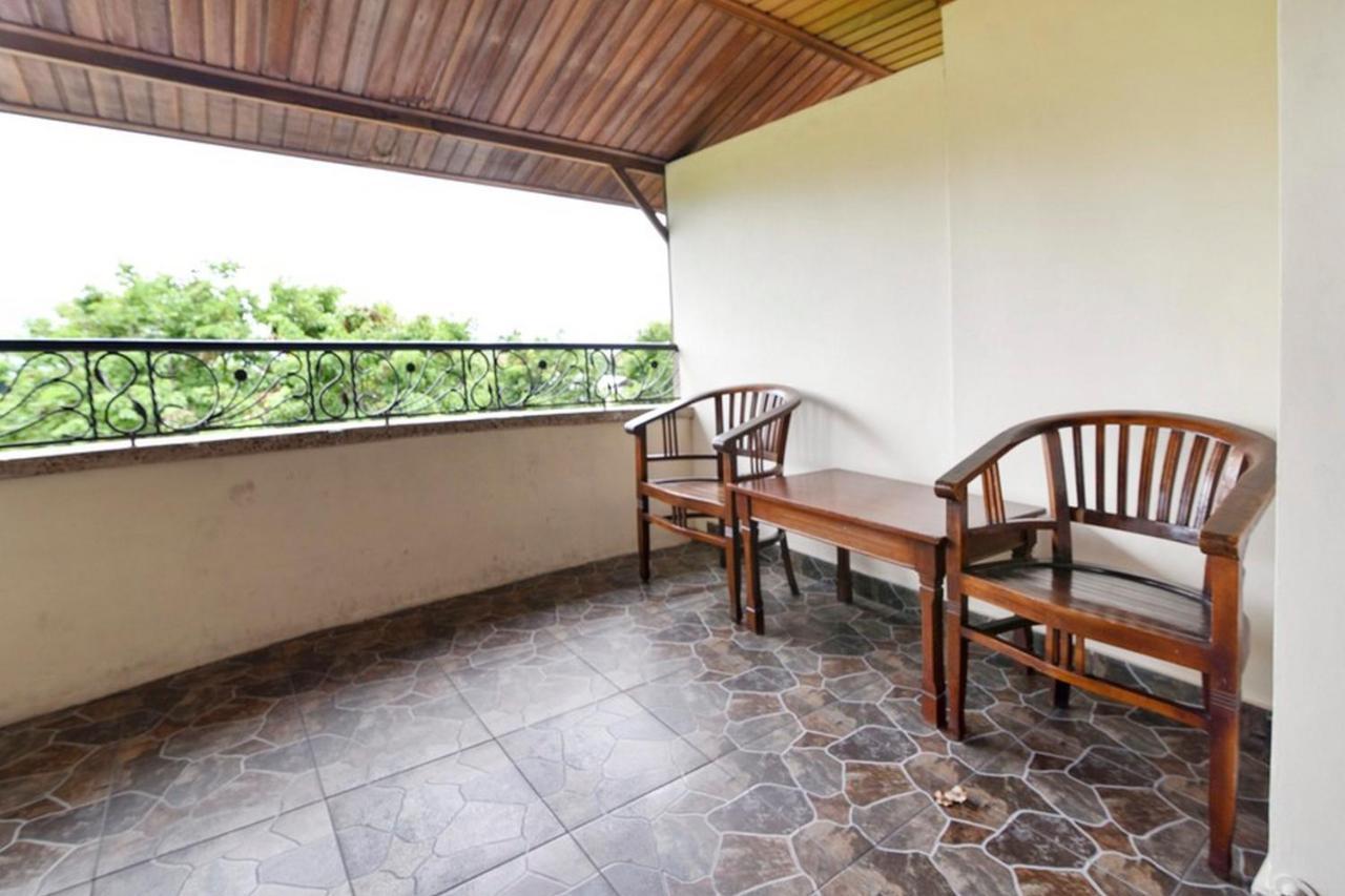 Hotel Reddoorz @ Raya Kuta Kuta Lombok Zewnętrze zdjęcie